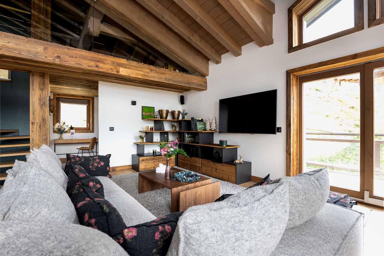 TV in living area at Chalet Centenary in Courchevel 1650