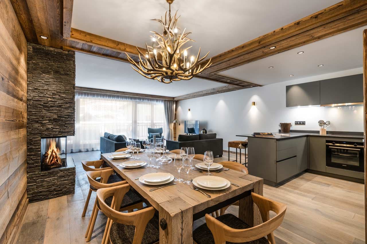 Dining area of Alaska Lodge 1 in Val d'Isere