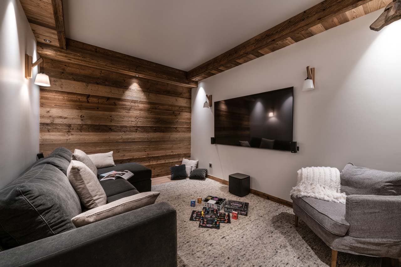 TV room at Alaska Lodge 2 in Val d'Isere
