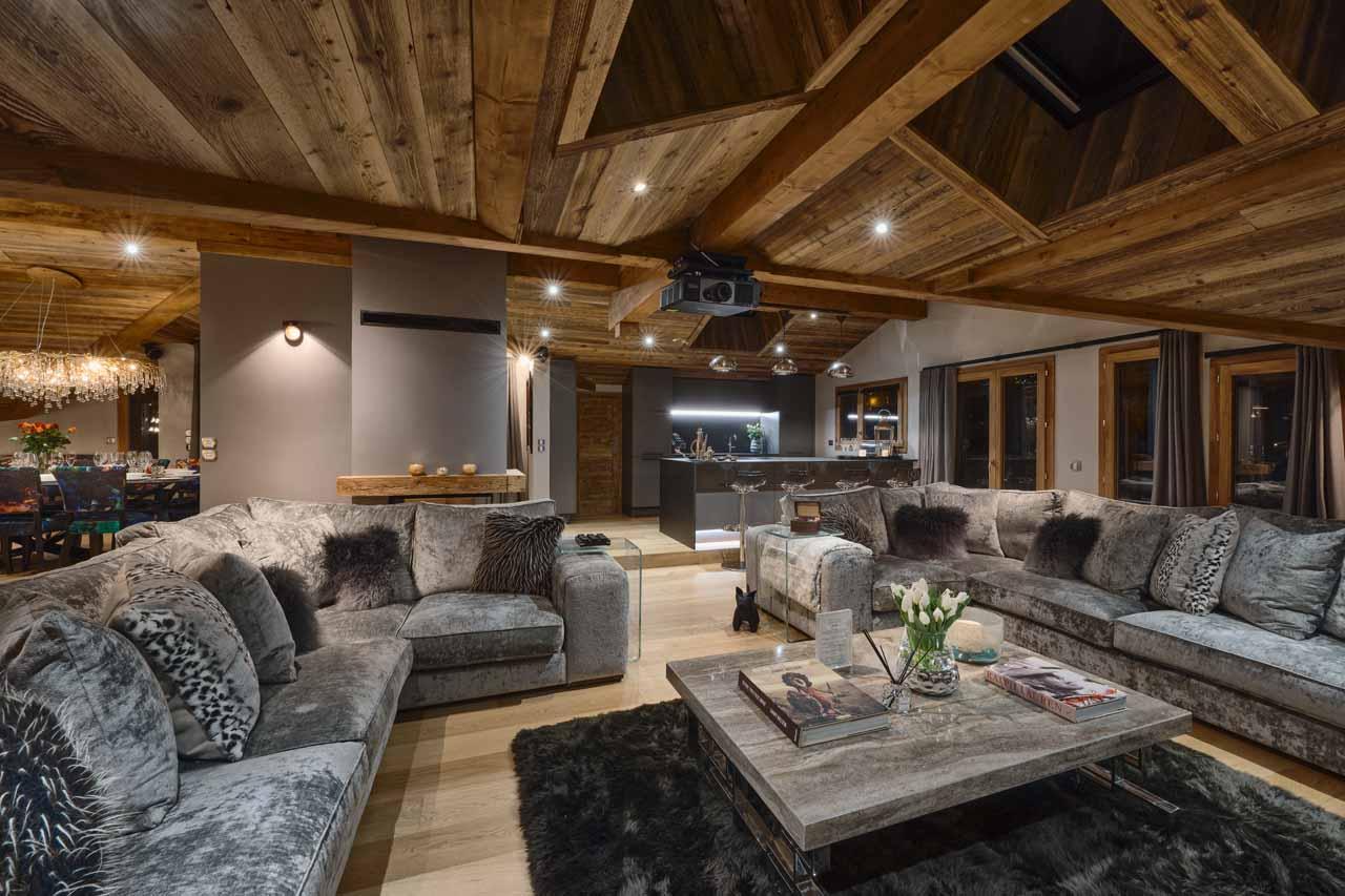 Open plan living room at Apartment Le Coin Perdu in Les Gets