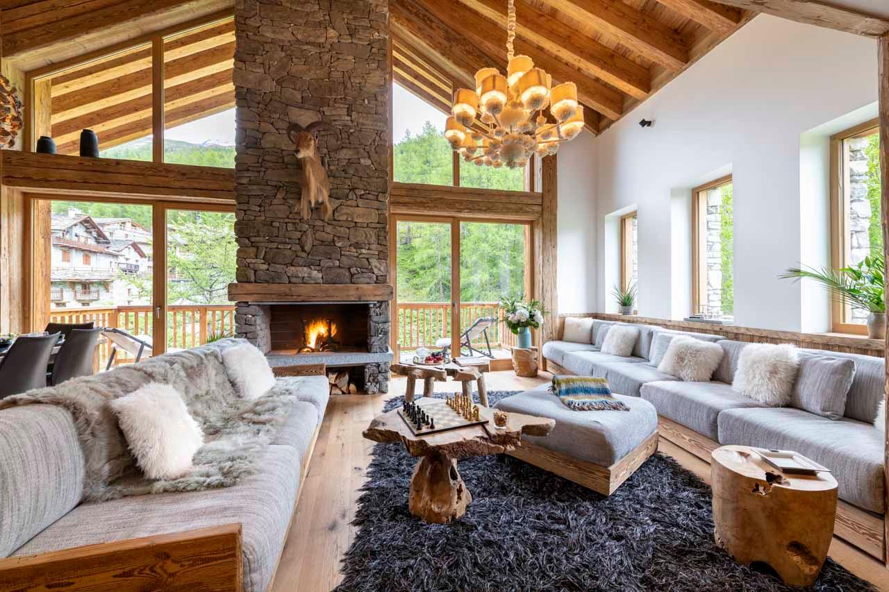 Living room at Chalet Akaroa in Val d'Isere