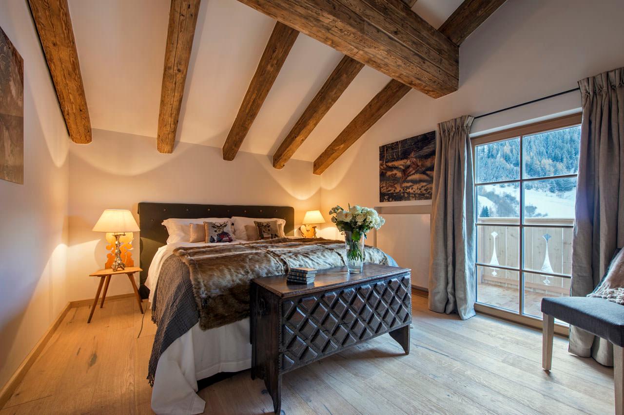 Bedroom three at Chalet Almajur in St Anton
