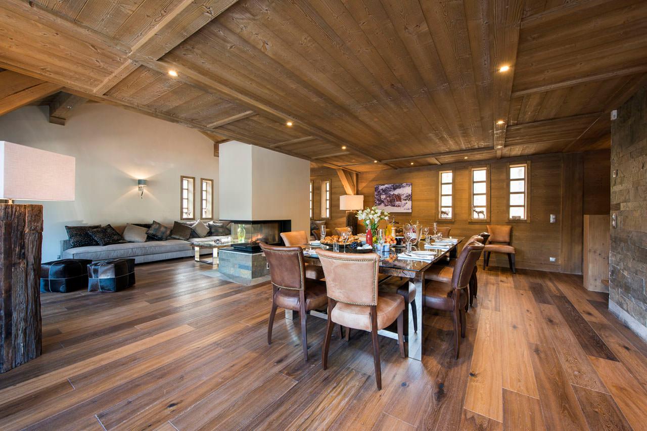 Dining area at Chalet Ambre in Tignes Le lac