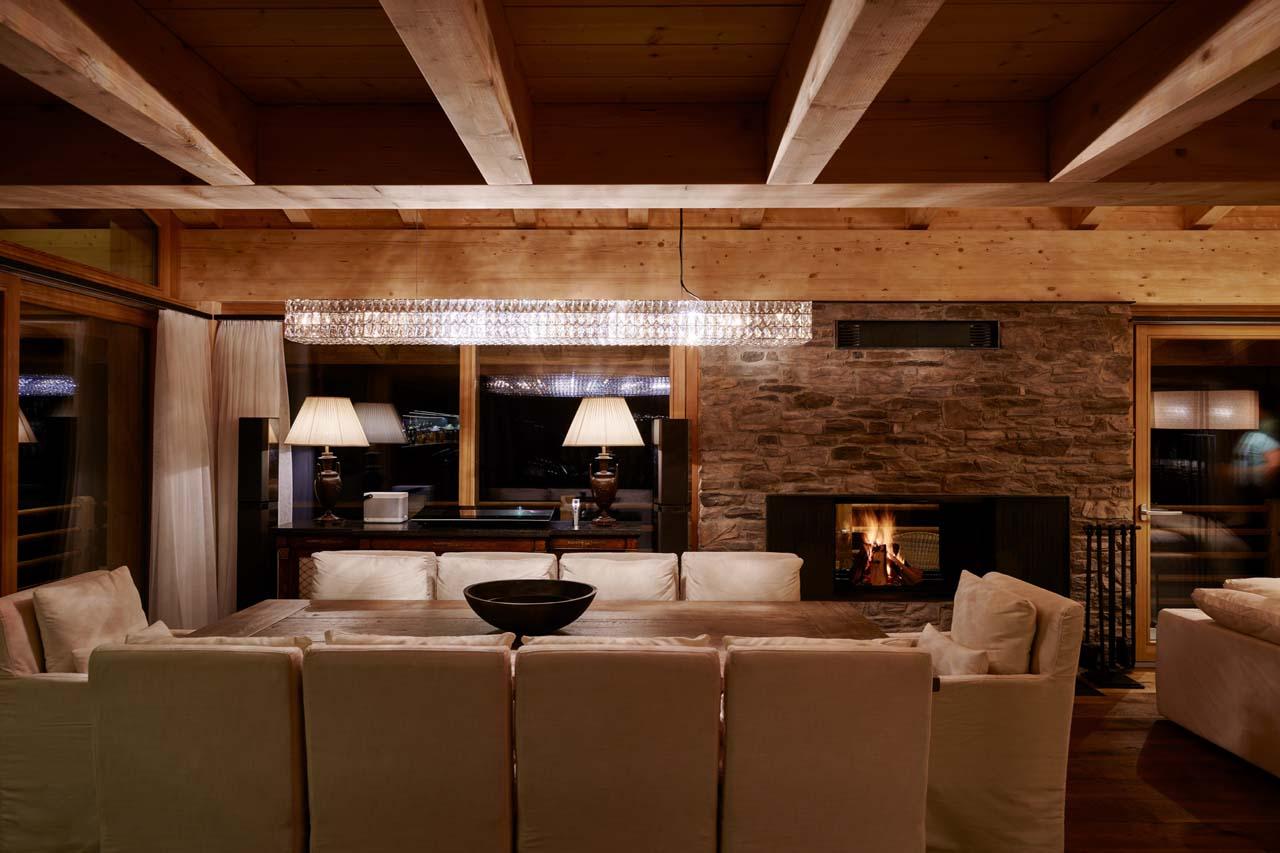 Dining table at Chalet Annapurna in Saas Fee