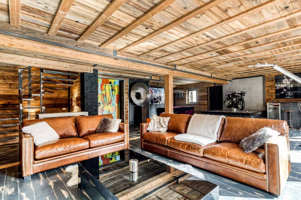 Living/entertainment area on top floor of Chalet Babylon in Tignes