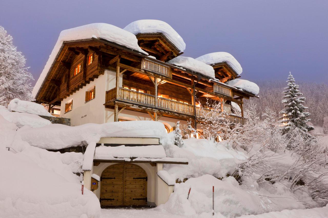 Exterior of Chalet Chimera in Klosters located within walking distance of lifts
