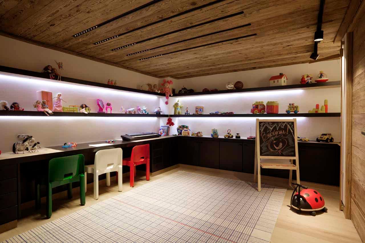 Toys in playroom at Chalet Cyanella in Megeve