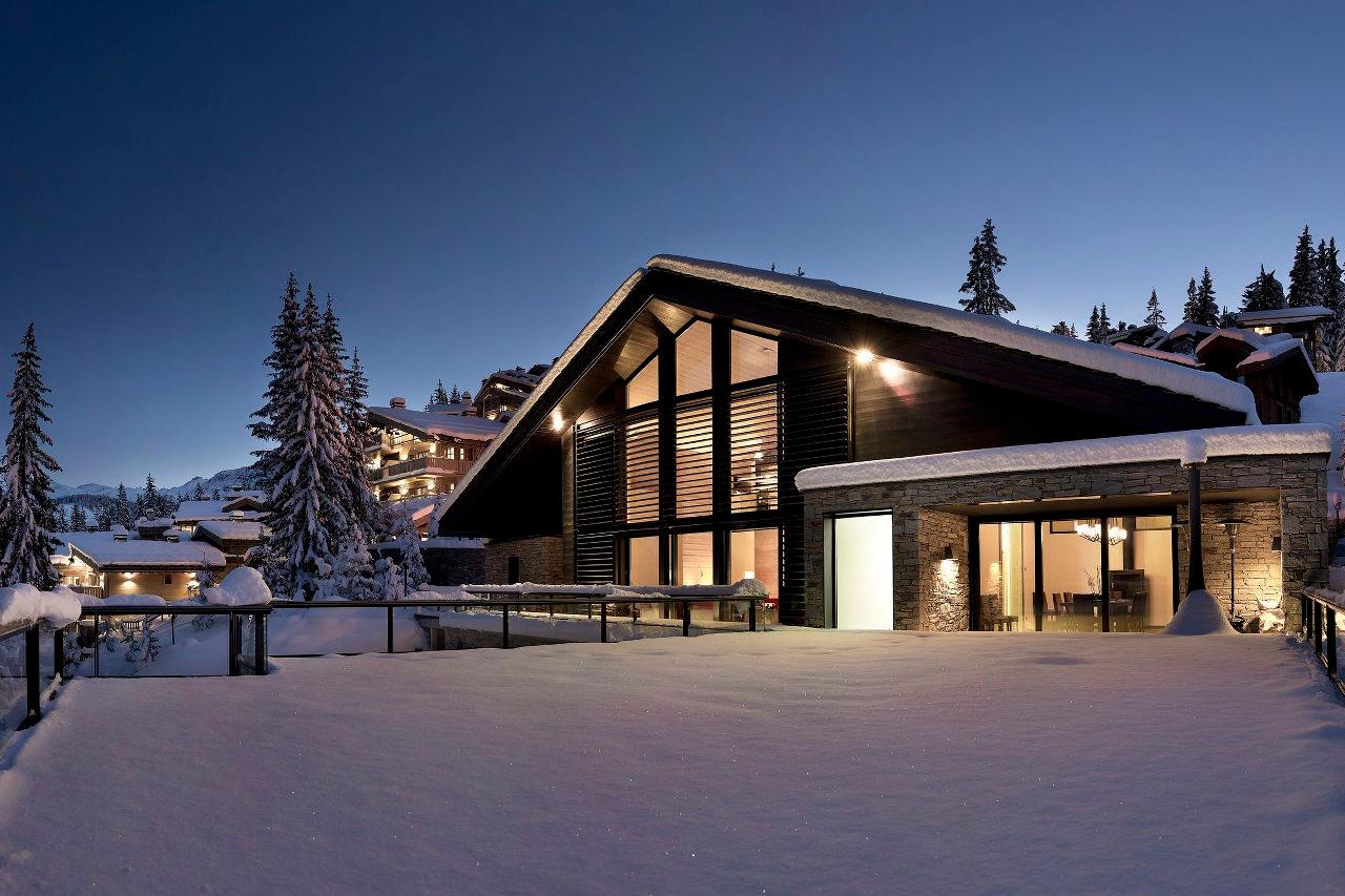 Exterior of chalet Greystone in Courchevel 1850