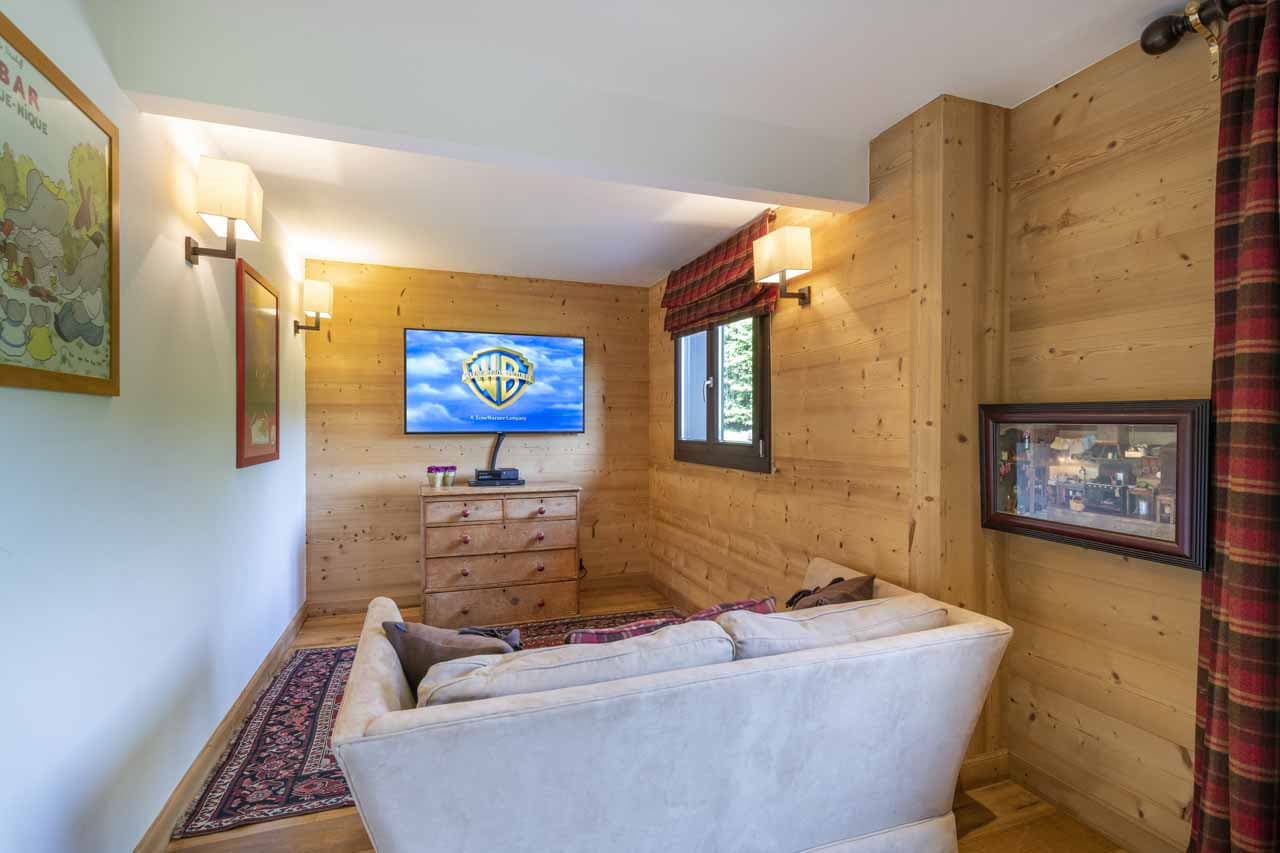 TV room at Chalet Melchior in Villars-sur-Ollon