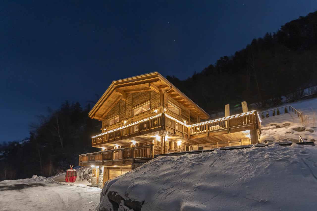 Exterior of Chalet V in La Tzoumaz