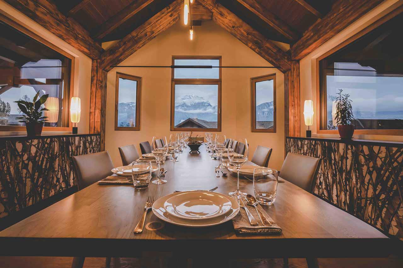 Formal dining table for 12 guests in Chalet Flying Moose, Revelstoke