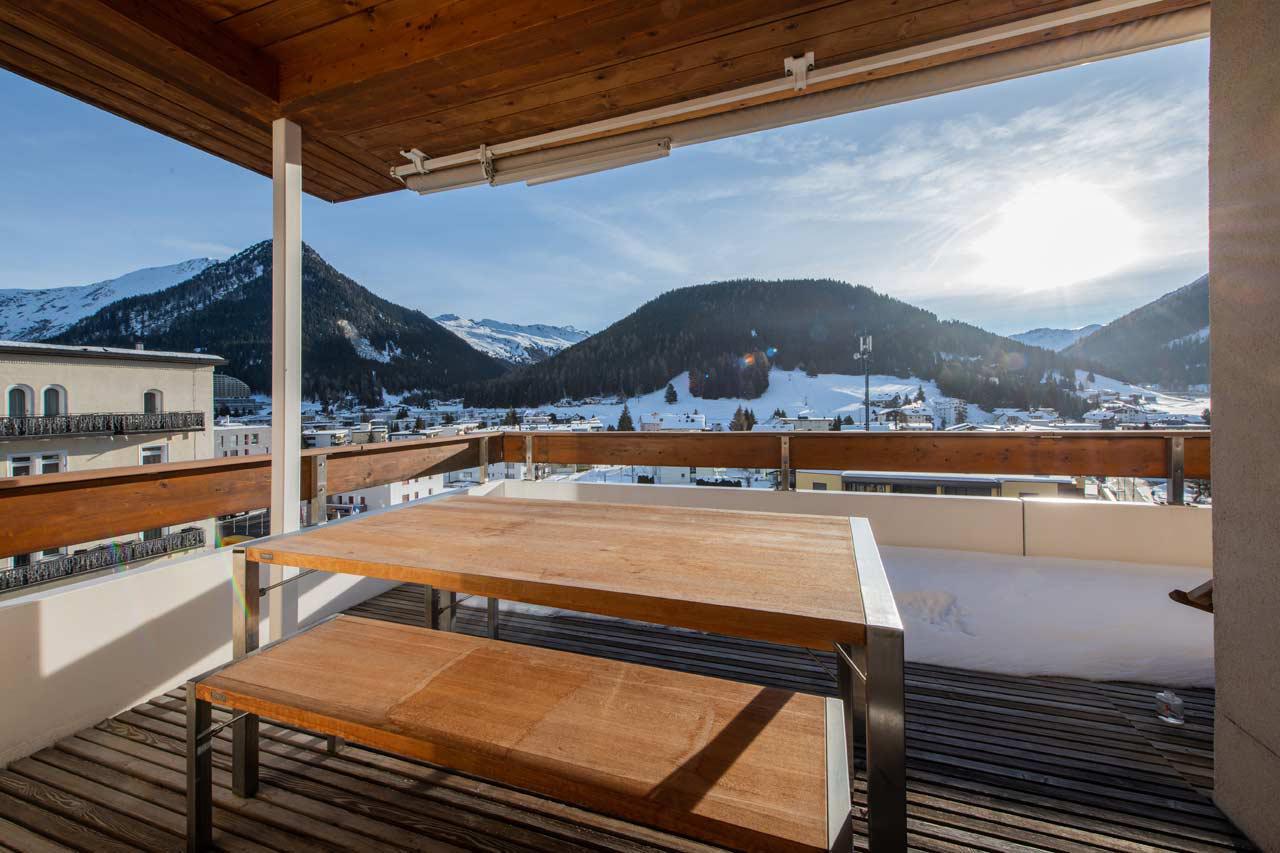 Mountain-view from Apartment Flora 4S in Davos