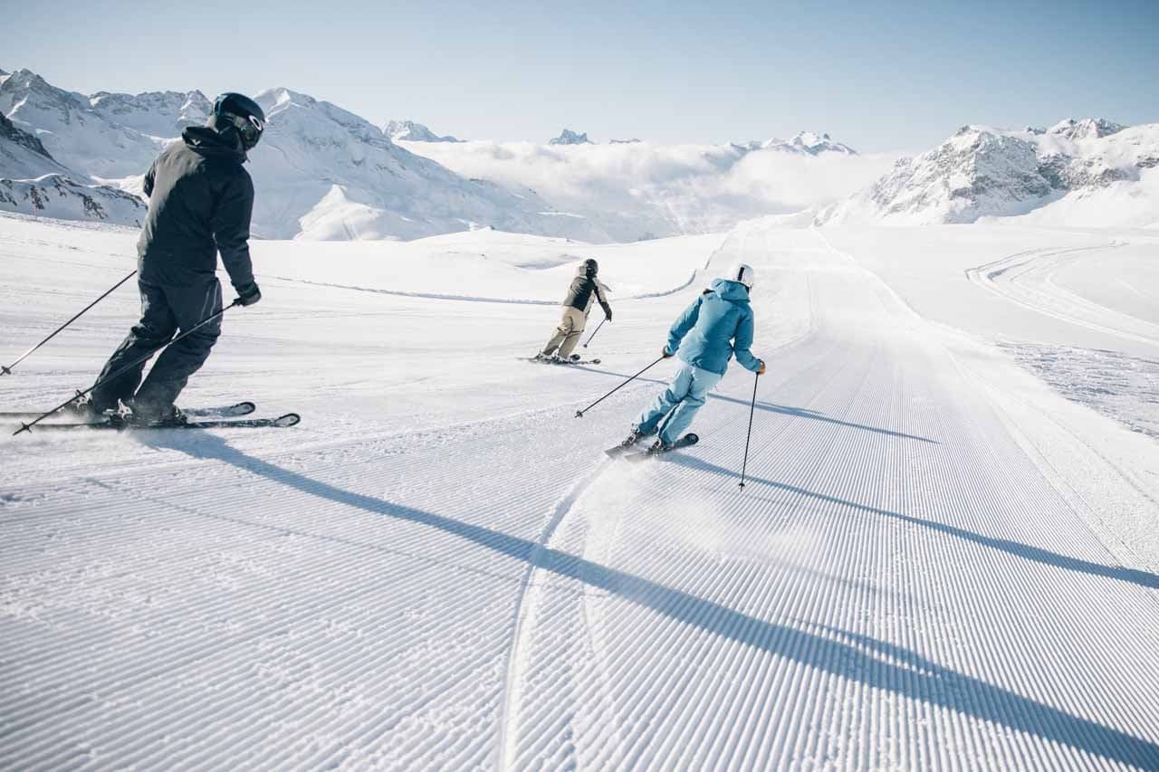 Skiing the White Ring in Lech