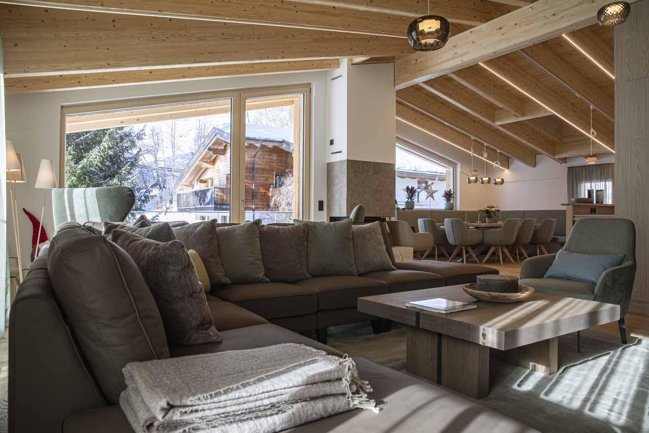 Contemporary lounge in The Lodge @ 47
