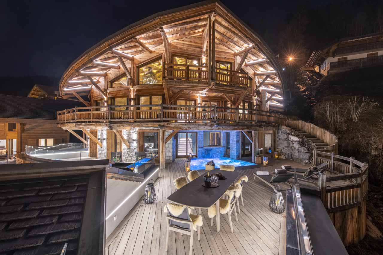 Exterior of Zems Lodge in Morzine